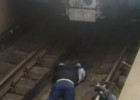 Metroda faciə: Vətəndaş özünü metro qatarının altına atdı – FOTO