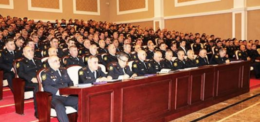 Nazir yol polisini toplayıb sürücülərlə bağlı göstəriş verdi