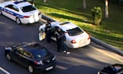 Sahibkar yol polisindən Prezidentə şikayət etdi – 10 min dollar yoxa çıxıb