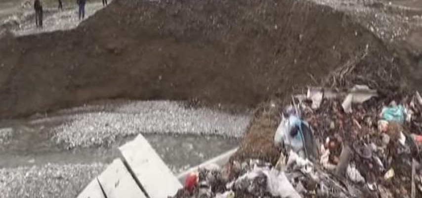 Körpü uçdu, yol bağlandı