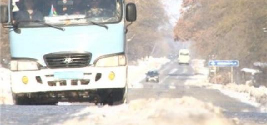 Bakı-Quba yolu buz bağladı