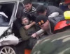 Maşında sıxışıb qalan sürücü belə xilas edildi  + FOTO
