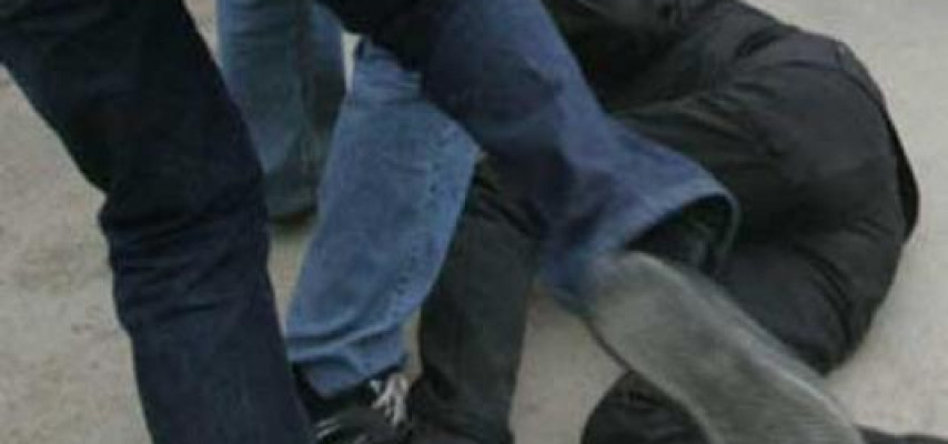 Avtobus sürücüsünü döyüb pulunu götürdülər - Bakıda