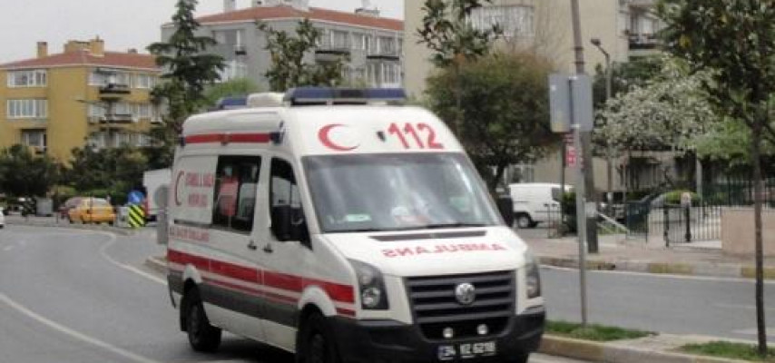 Ağır yol qəzası: 1 ölü, 16 yaralı