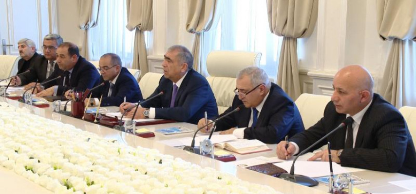 “Azəryolservis” ASC-nin sədri vətəndaşları qəbul edib