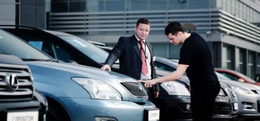 Bakıda “Volkswagen Passat” cəmi 3700 manata satışa çıxarılır