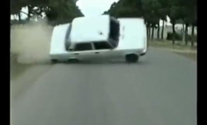 Toy karvanında ikitəkər qalxan «07» belə aşdı