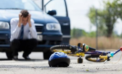 Minik avtomobilinin vurduğu velosipedçi xəstəxanada ölüb - Lənkəranda