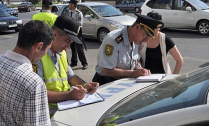 “Niyə yol polisi ərazidə olanda qaydalara əməl edirik?”