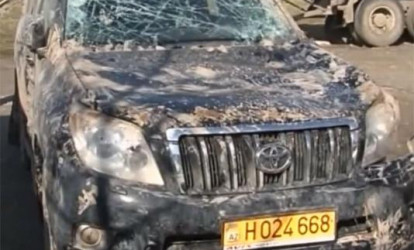 Ərəblər bu maşında kanala düşüb öldü