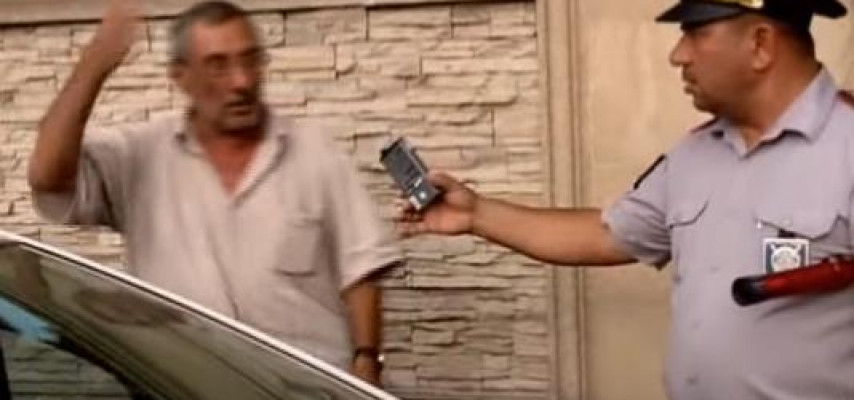 Sürücülər üçün məcburi müayinələrdən biri aradan qaldılır
