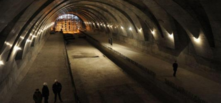 "Metro heç yarım gün də insanların tələbatını ödəyə bilməz"