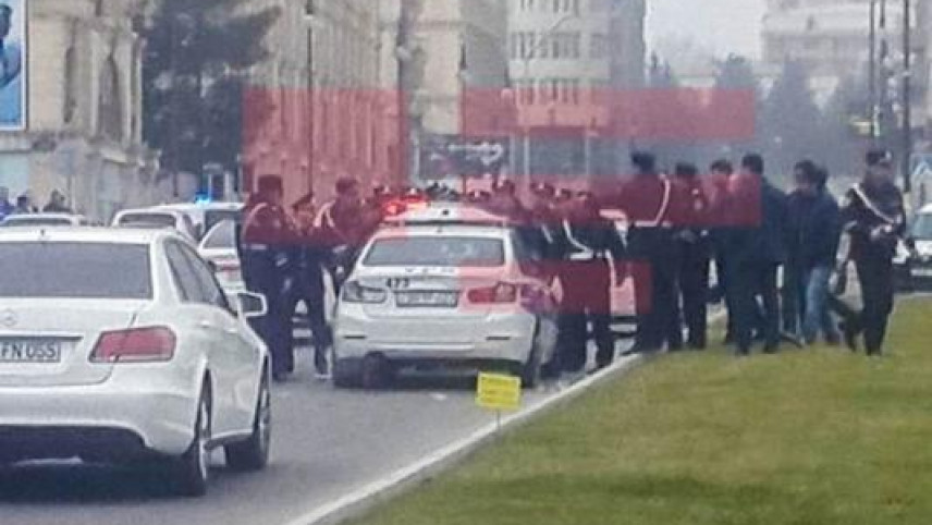 Bakıda sürücü yol polisi maşınını əzik-əzik etdi – FOTOLAR