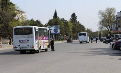 Sumqayıtın “trafik canavarları”: Damaqda siqaret, qulaqda telefon və "ralli yarışları"