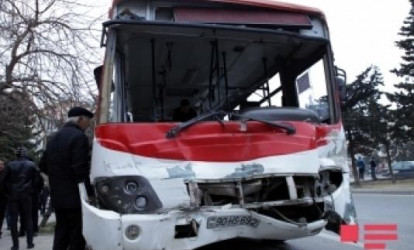 Ağır qəzaya səbəb olan avtobus sürücüsü yaxalandı