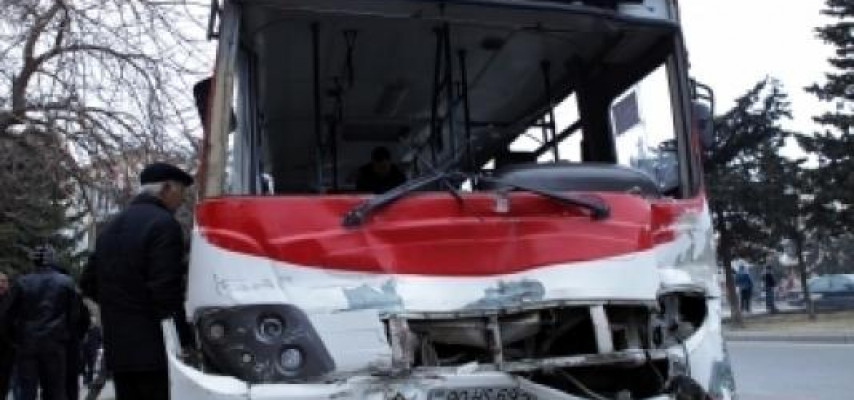 Ağır qəzaya səbəb olan avtobus sürücüsü yaxalandı