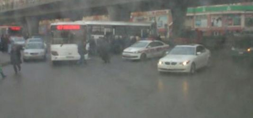 Bakıda avtobus qəzası – FOTO+VİDEO