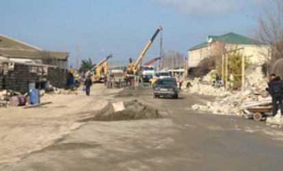 Nardaranda yola görə evləri söküb sakinlərə pul verdilər