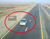 Sürücü yol polisinin radar tələsinin üstünü açdı