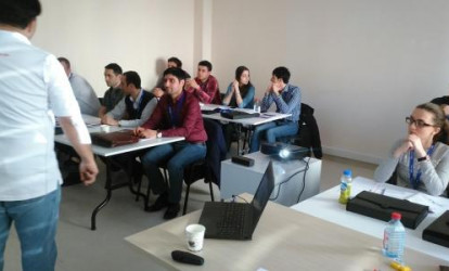 Avropa Qran Prisinin rəhbər marşallarına təlim keçirilir