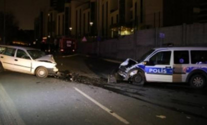 Polis avtomobili ağır qəza törətdi: ölən var