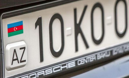 Azərbaycanda 22 manatlıq avtomobil nömrəsini 25 minə satırlar – FOTOLAR