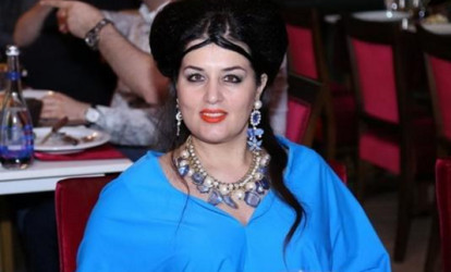 Elza Seyidcahan maşınlara konsert verəcək