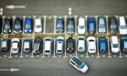 Ödənişli parkinqdə avtomobili necə gəldi saxlamaq olar?