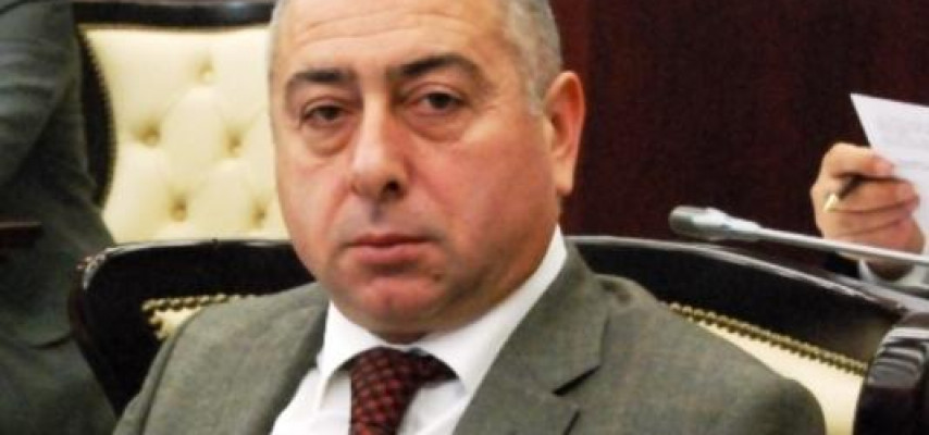 Deputat yol polisini sərt tənqid etdi