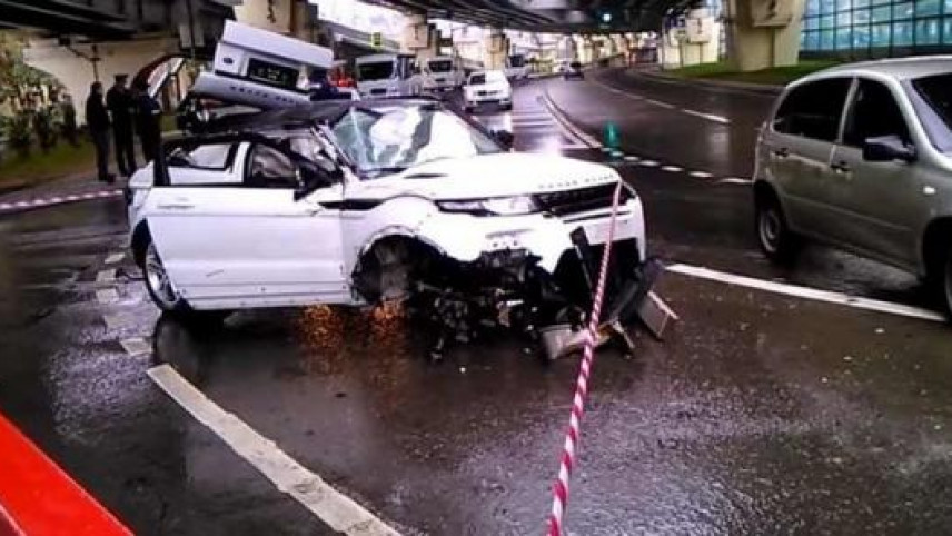 Bakıda “Range Rover” qəza törətdi: Ölənlər var