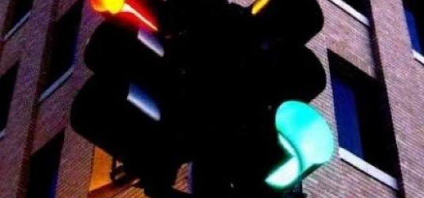Ölümlə nəticələnən yol qəzalarının sayı artıb