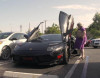 İki nənə, bir Lamborghini