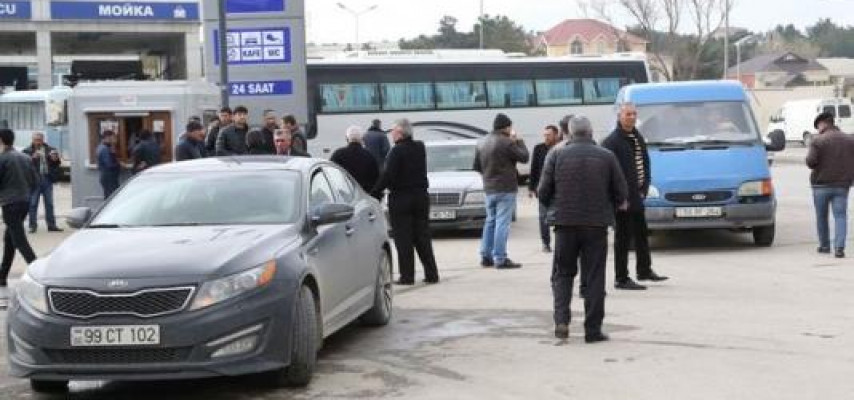 Qanunsuz sürücülər Bakı Avtovağzalının ətrafını zəbt ediblər – FOTO