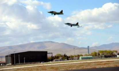 Azərbaycan və Türkiyə pilotları uçuş keçiriblər