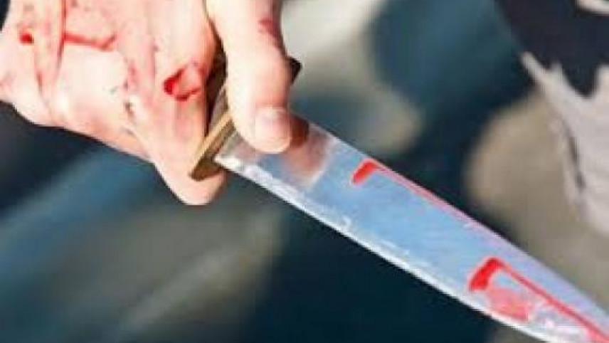 Avtomobillərdən oğurluq edən şəxs polis bıçaqladılar