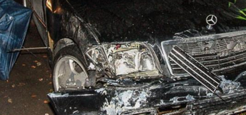 "Mercedes" qəza törətdi: 2 nəfər öldü