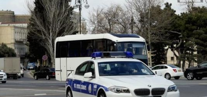 Nazir polkovniki döyən polisləri işdən qovdu