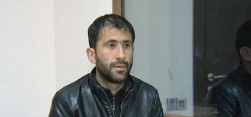 “Maşın bazarı”ndan avtomobil oğurladı