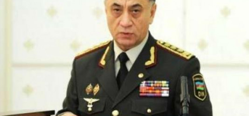 Nazir xalq artistinə görə rəisi işdən qovdu