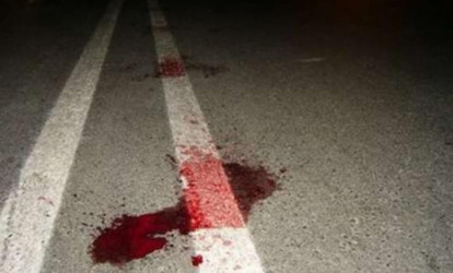 Maşın qadının üstündən keçdi