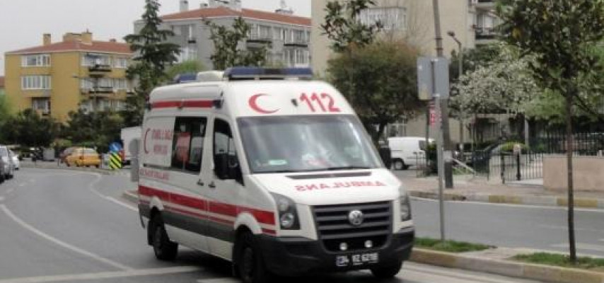 Yol qəzası: 12-si şagird olmaqla 15 yaralı