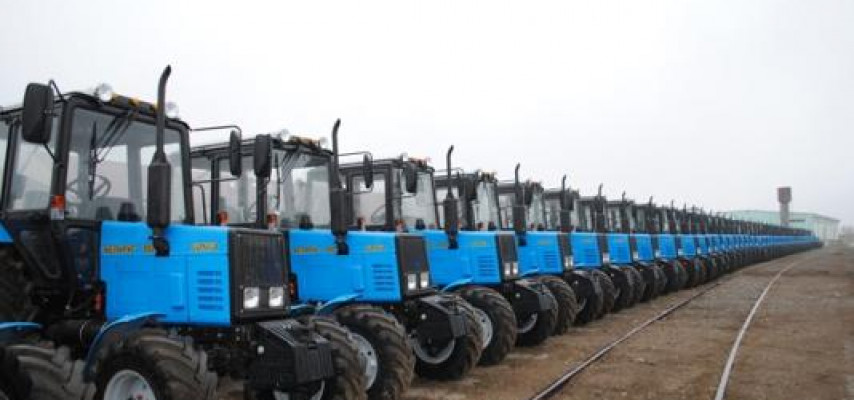 Azərbaycanda traktor istehsalı azalıb
