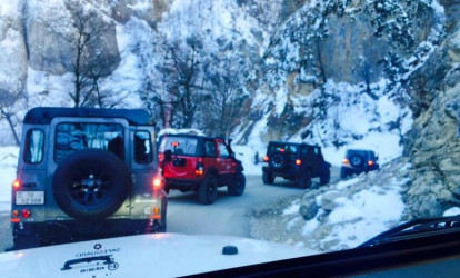 “ASAN məktub” hədiyyələri Xınalığa bu maşınlarla çatdırılıb - Fotolar