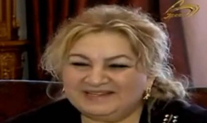 Səsini eşidib, üzünü görmədiyimiz metrodakı qadın... - Video