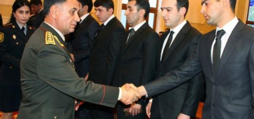 Ramil Usubov 158 işçi götürəcək - Qəbula gəlin