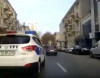 Qadın sürücü Bakıda yol polisinə «dərs keçdi»