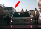 Yol polisi "taksini" belə sındırdı – FOTOLAR