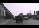 Bakıda qadın sürücü övladını bu cür təhlükəyə atdı
