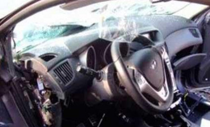 Qəza törədən sürücü maşının nömrəsini açıb qaçdı