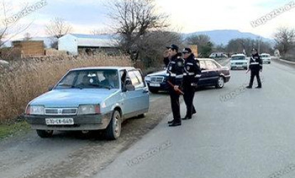 Polis bayramda 100 sürücünü "sevindirdi"